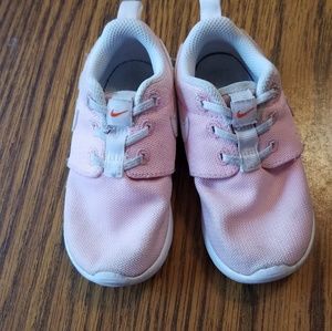 Nike Girls Toddler 8C Tennis Shoes